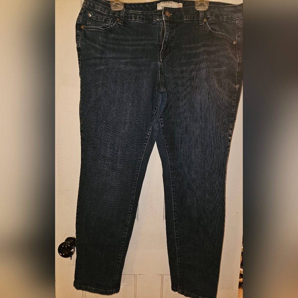 Torrid boyfriend ankle length jeans